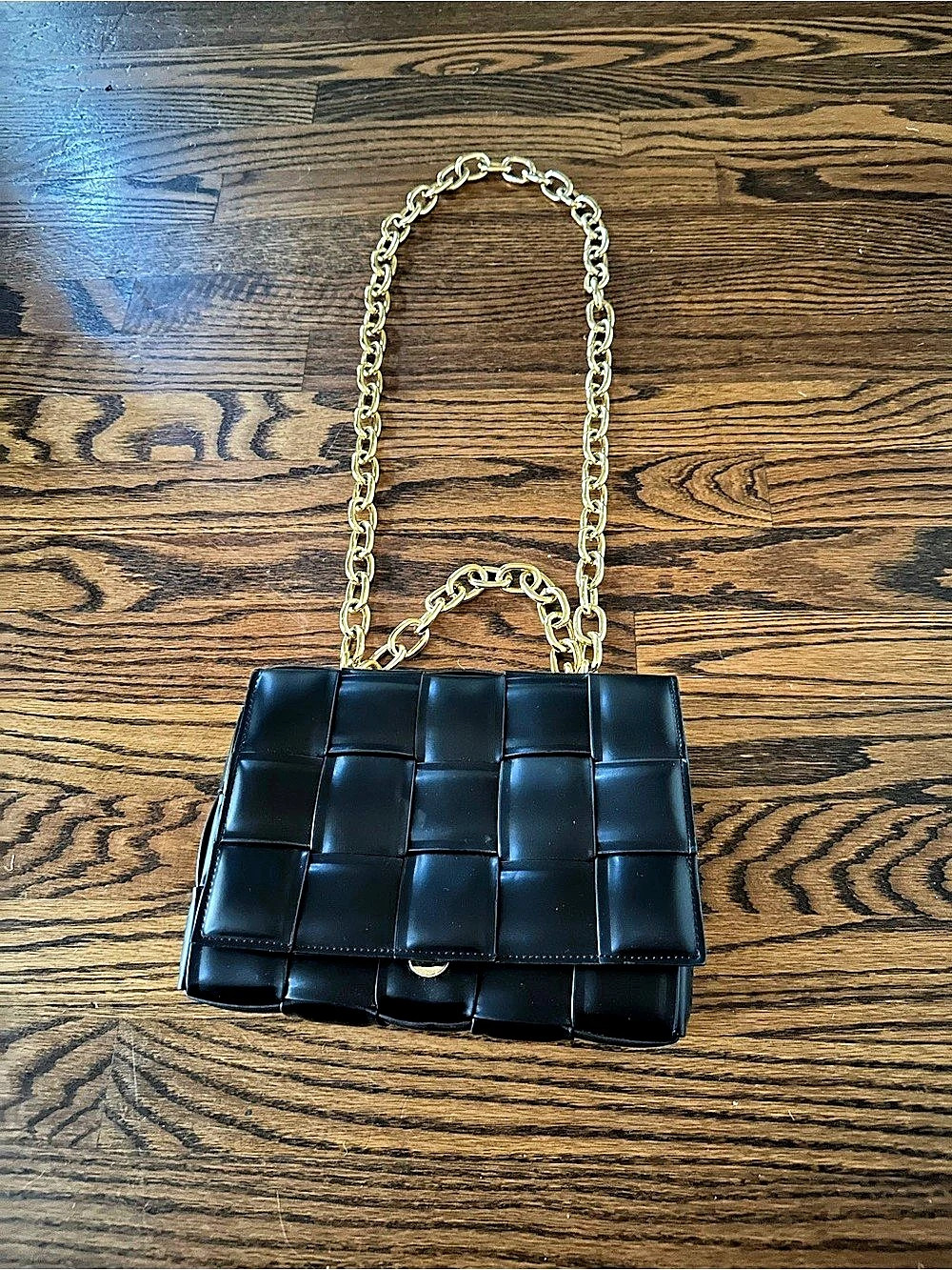 DSW The Chain Cassette Woven Shoulder Bag Black
